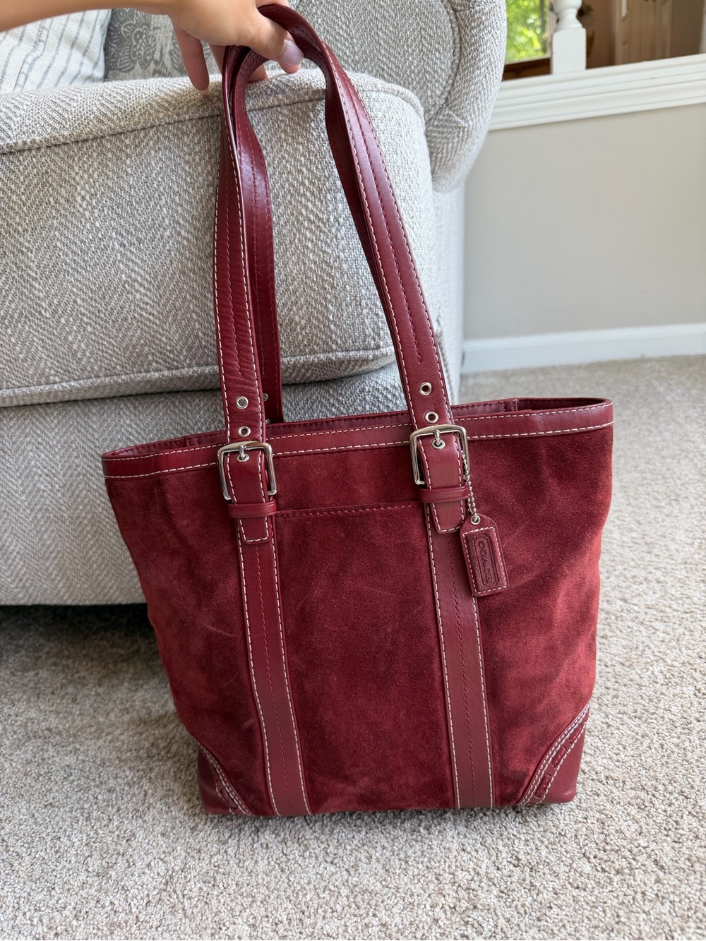 Coach Vintage 2007 Hamptons Suede Tote F11210 – Burgundy